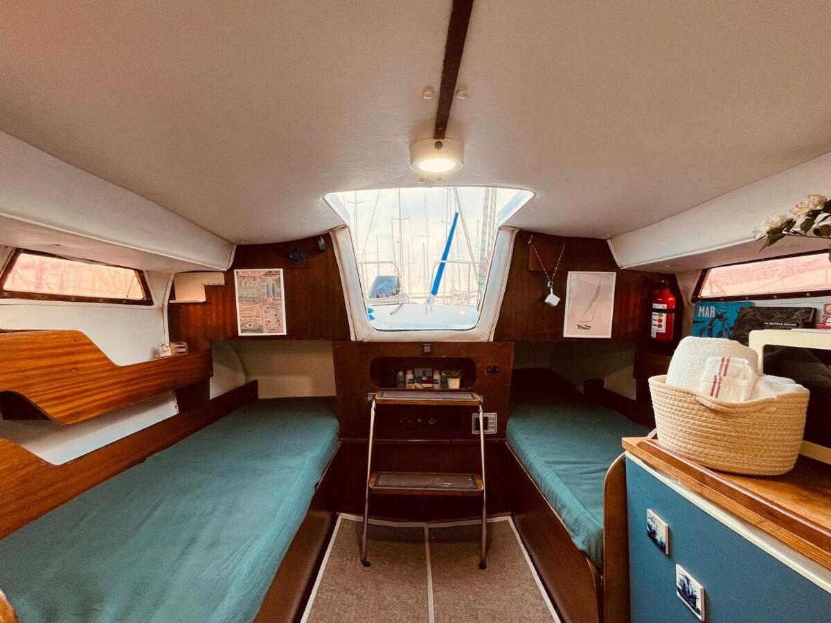 Bacus - Your Floating Hideaway In * Lissabon