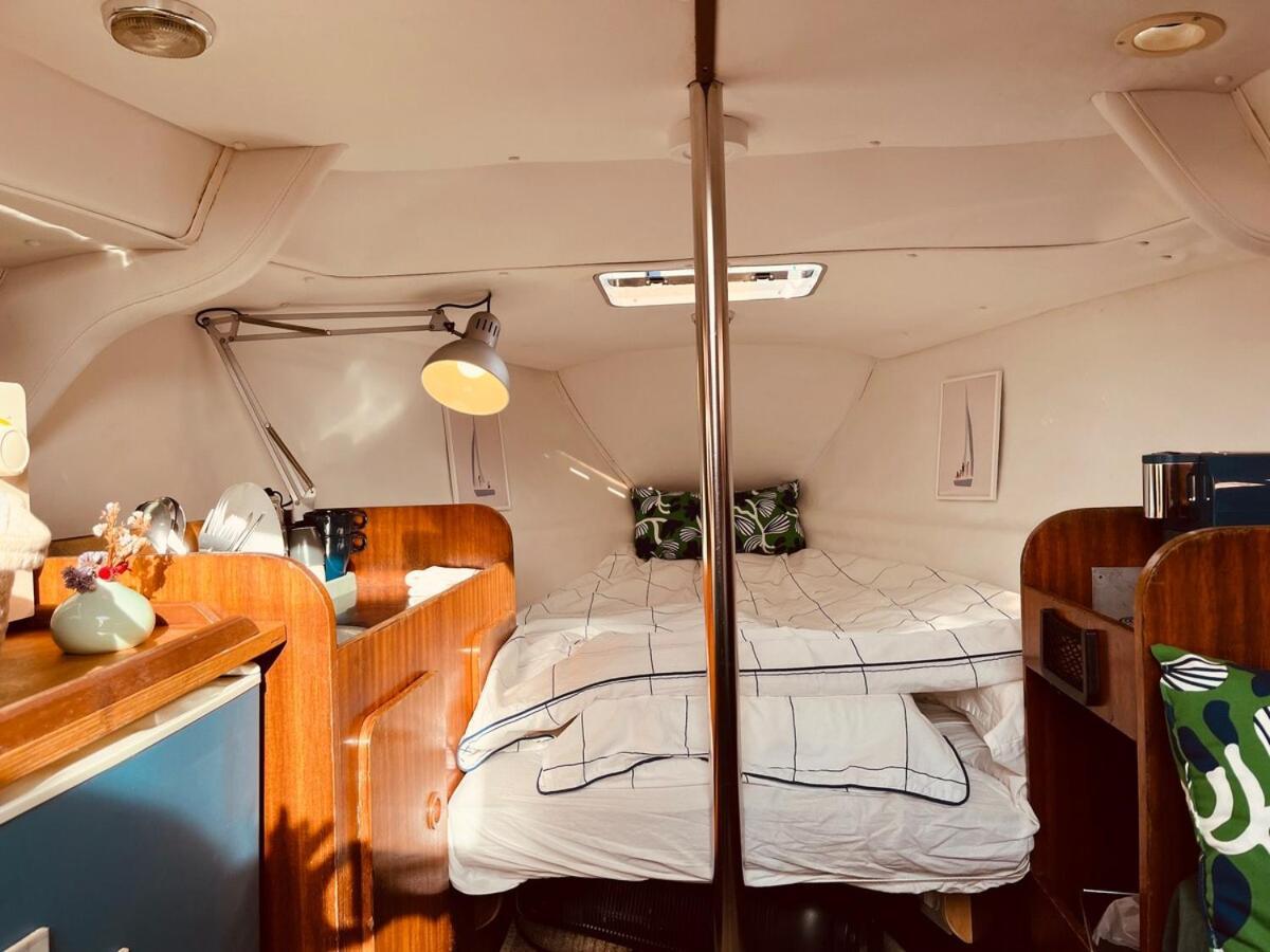 Bacus - Your Floating Hideaway In Bådhotel